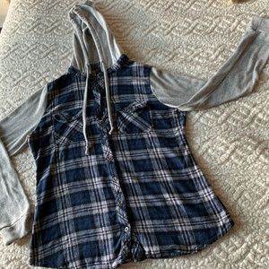 Poly & Esther flannel